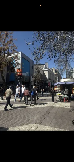 Local Comercial En Pleno Centro De Santiago Derecho De Llave