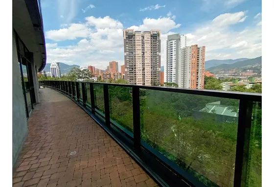 Oficina En Alquiler En Medellín -  Milla De Oro