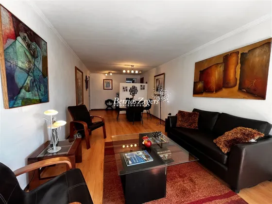 Departamento En Venta De 3 Dorm. En Vitacura/ Tabancura
