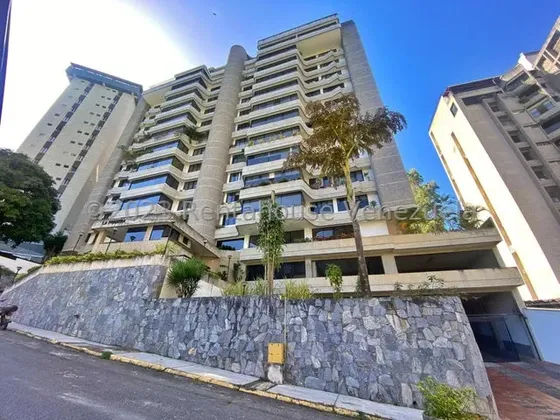 Cómodo Apartamento En Venta En Los Naranjos Del Cafetal. Belkis 27-635