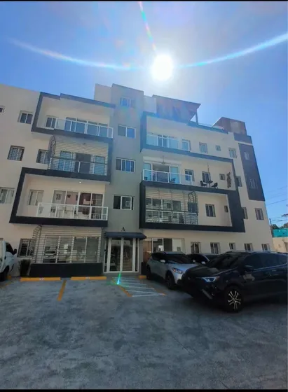 Alquilo Apartamento 1er Nivel Alma Rosa 1era