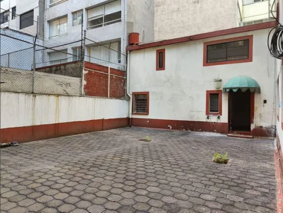 Casa Oculta Con Terraza Privada En Renta Para Remodelar En Homero 408, Polanco