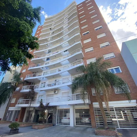 Departamento En Venta En Caseros