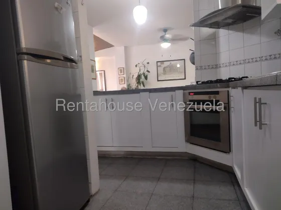 Los Palos Grandes Se Alquila Apartamento, Jm-rc 25:24201