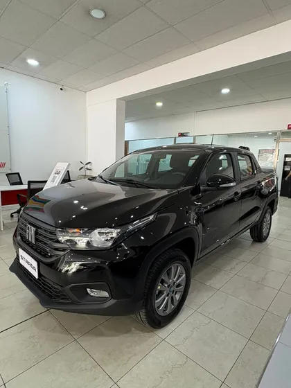 Fiat Strada 1.4 8v Freedom Cd
