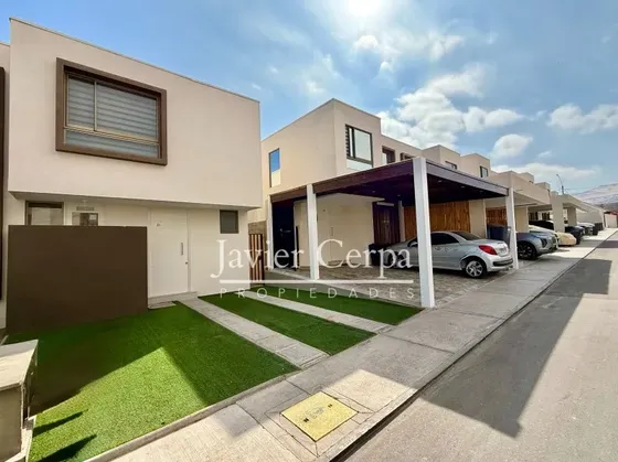 Casa Amoblada Ideal Para Empresa, Costa Laguna