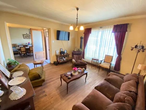 Gran Casa En Inmejorable Y Versátil Ubicación