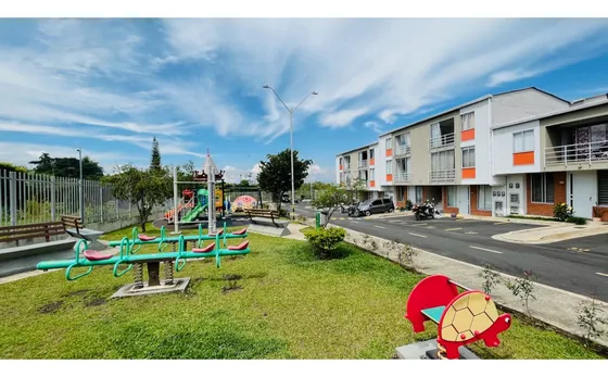 Venta De Hermoso Apartamento En Villanova Sector Condina Pereira