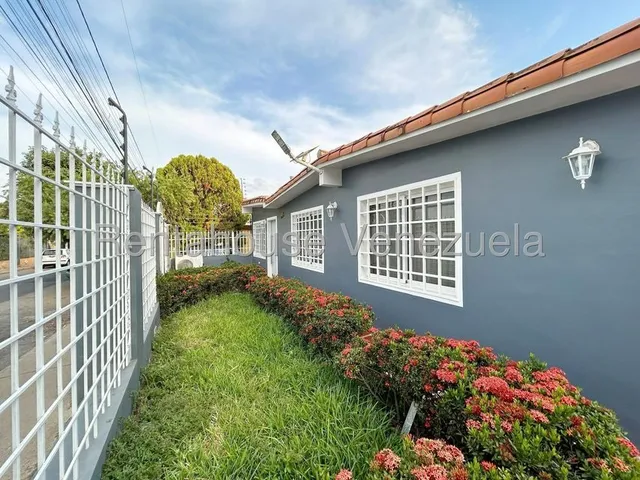 Norgelin Diaz Vende Casa En El Este De Barquisimeto Cod.25-17316 Nd