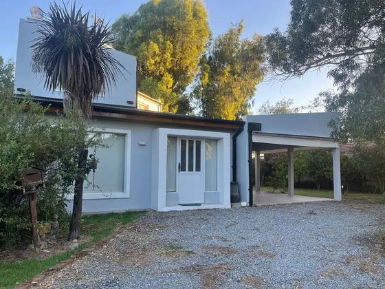 Casa  En Venta Country Golf- Chascomus Piscina Climatizada