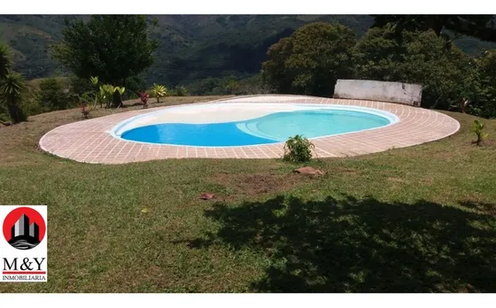 Alquiler De Finca De Recreo Para Fines De Semana  En Barbosa
