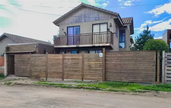 Casa En Venta En Pelluhue