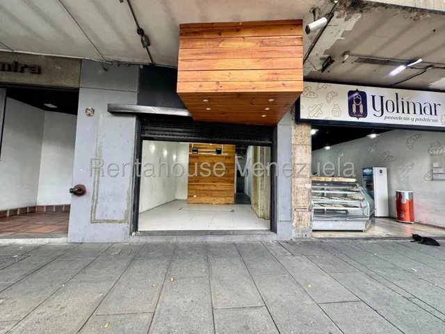 Local En Alquiler A Pie De Calle En Plena Av. Francisco De Miranda, Chacao