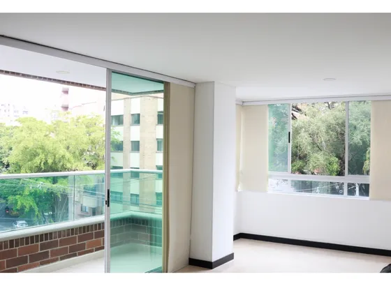 Venta De Apartamento En Laureles Santa Teresita