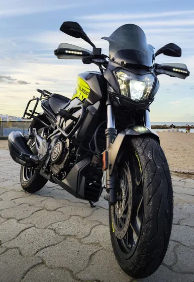 Bajaj Dominar 400 2018