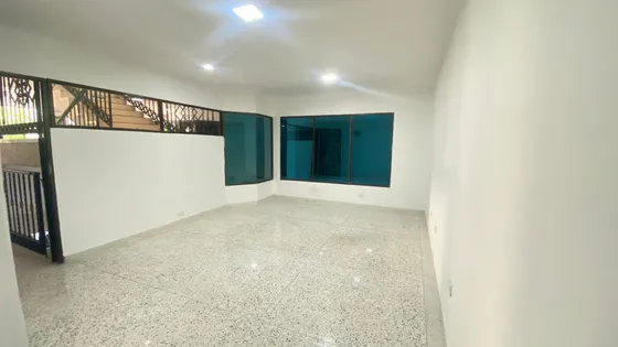 Local En Arriendo En Villa Country. Cod A792600