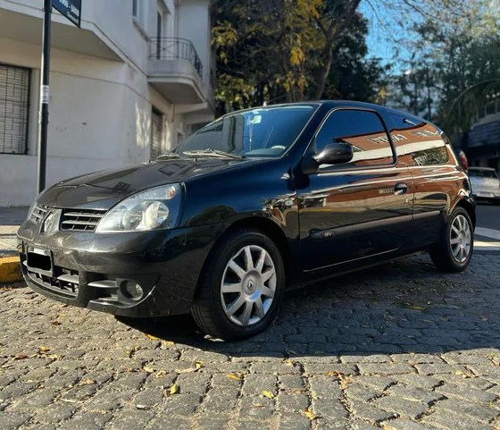 Renault Clio 1.2 Authentique Pack Ii 75cv