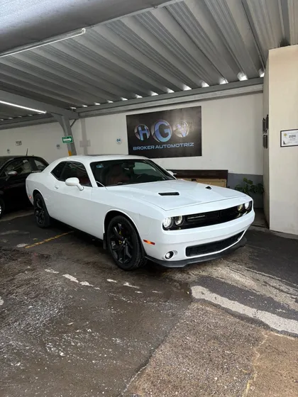 Dodge Challenger 3.6 Black Line V6 At
