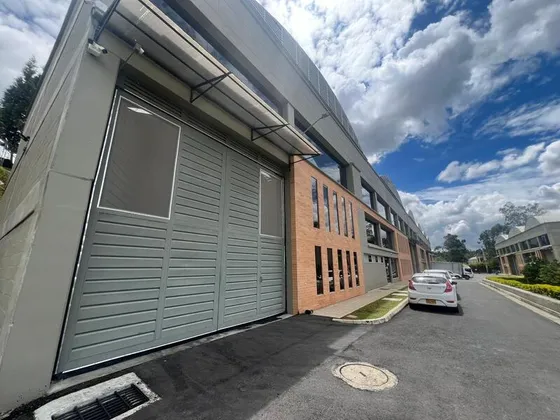 Local En Arriendo Ubicado En Guarne Sector Vereda Toldas (24560).