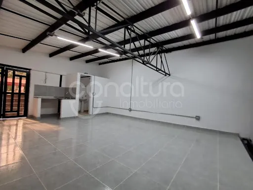Bodegas En Arriendo La Pradera 472-7120