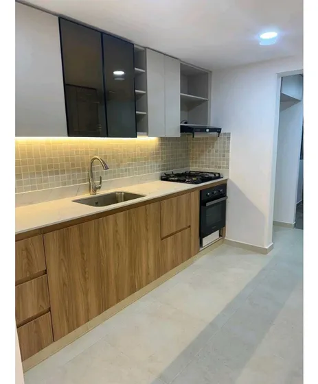 Hermoso Apartamento En Envigado Parte Plana Totalmente Reformado
