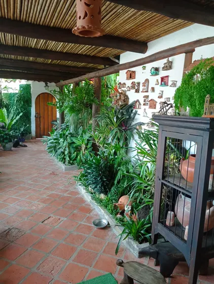 En Las Marías De El Hatillo, Hermosa Casa Estilo Hacienda.
