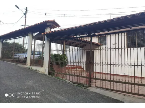 Casa Urb. Potrerito Calle Guaicamacuto San Antonio De Los Altos Jr