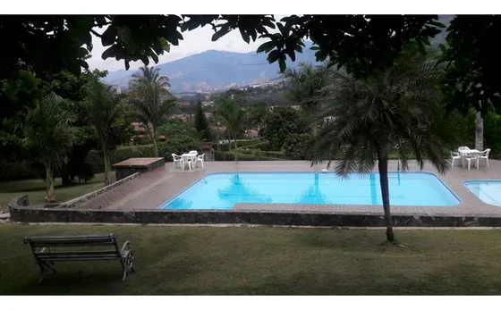 Finca De Recreo Por Fines De Semana En Copacabana 