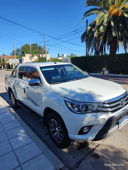 Toyota Hilux Pick-up 2.8 Cd Srx 177cv 4x4 At