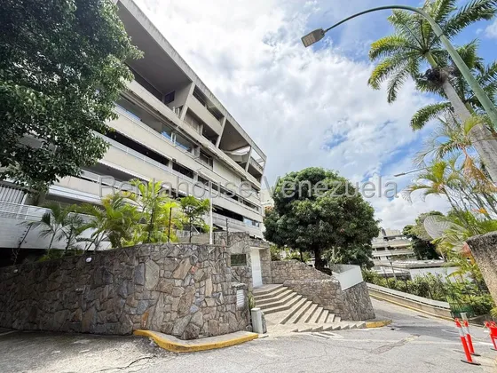 En Venta Hermoso Apartamento Ubicado En Altamira / Bp Mls #27-708