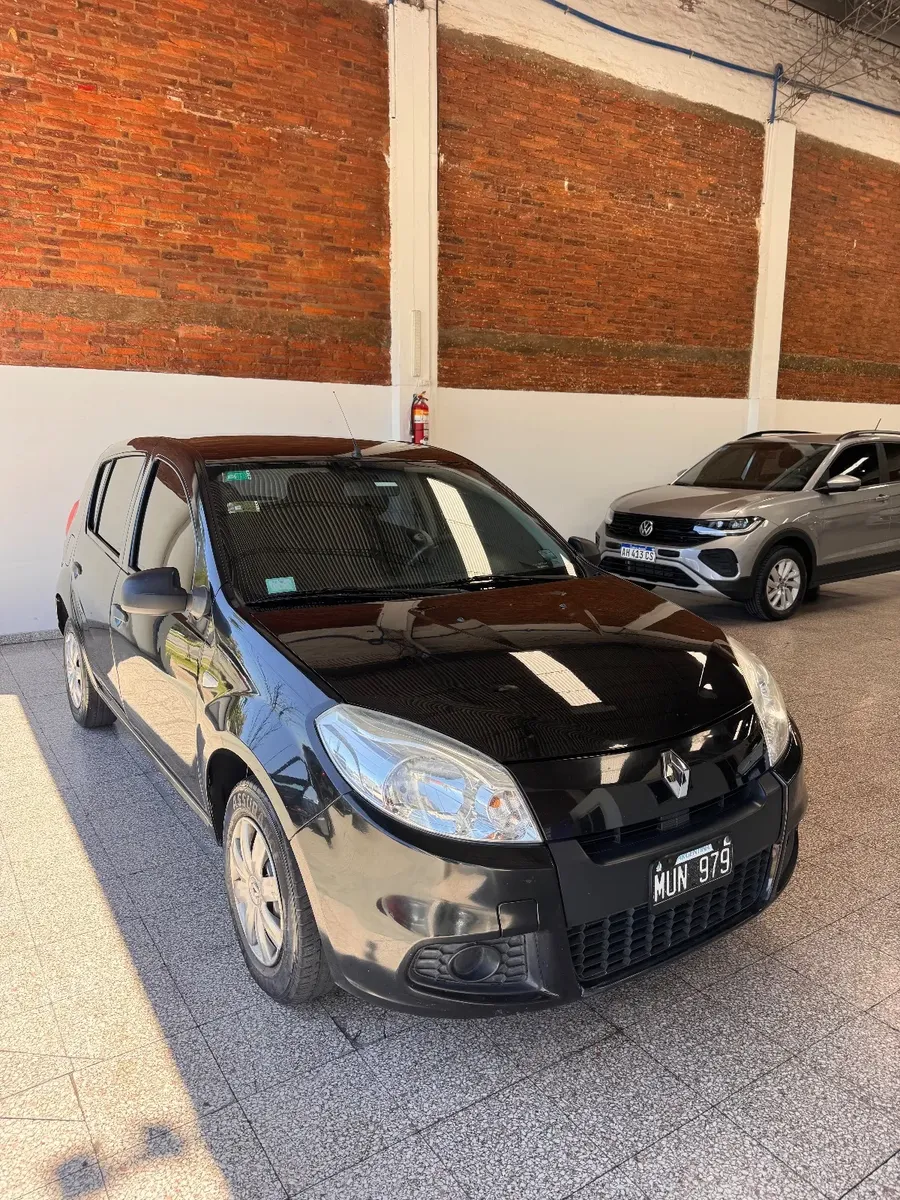 Renault Sandero 1.6 Authentique Pack I 90hp ABS+EBD