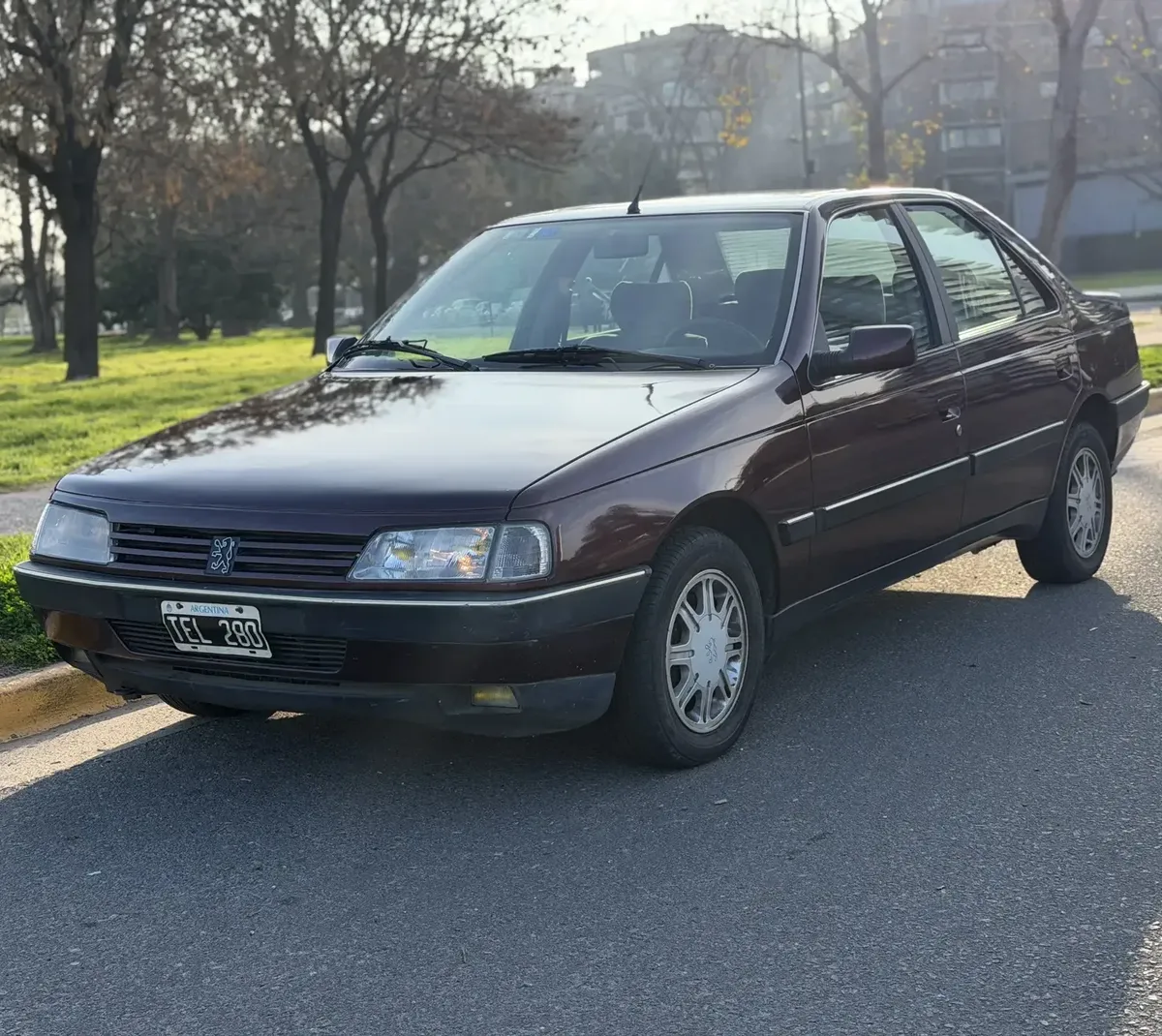 Peugeot 405 2.0 Sri AT