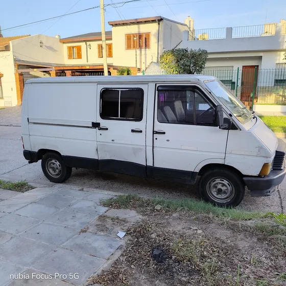 Renault Trafic 2.1 Tda