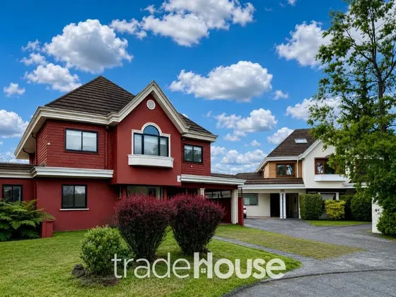 Casa Renovada 5d 4b + Serv, Piscina, Barrio Ingles, Temuco