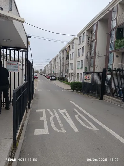    Sin Deuda.  Acogedor Sin Estacionamiento Y Sin Bodega