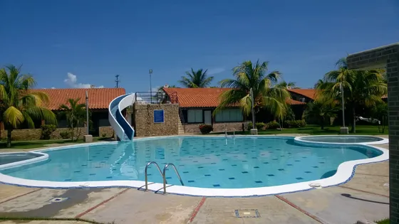 Town House En Venta En Tucacas