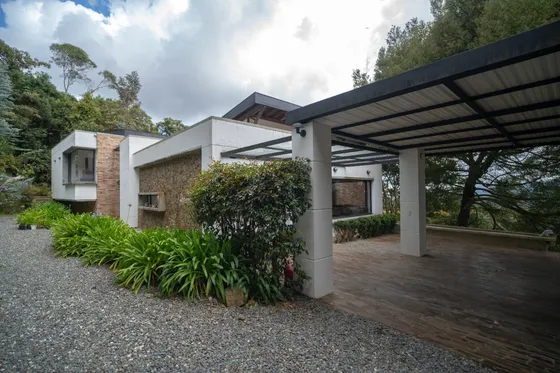 Hermosa Casa Campestre En Envigado