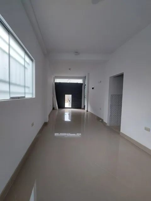 Se Alquila Oficinas De Estreno - Buena Ubicacion