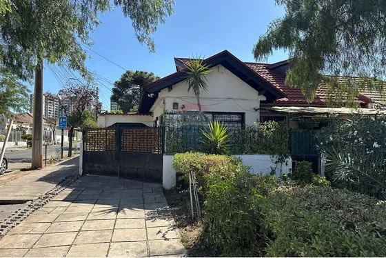 Hermosa Casa / Recoleta -  Tranquilo Y Seguro