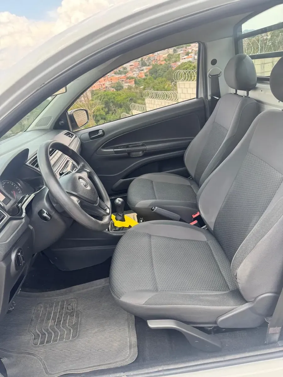Volkswagen Saveiro 2023 1.6 Robust Cab. Simples 16v Total Flex 2p — foto 7