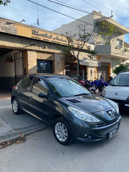 Peugeot 207 1.6 Feline 106cv
