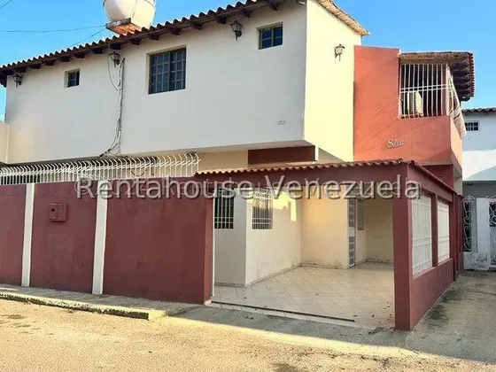 Venta De Casa Ubicada En Santa Irene 