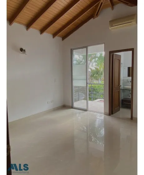 Venta De Casa Campestre En Cerritos(mls#252703)