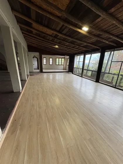 Casa En Arriendo De 4 Dorm. En La Reina