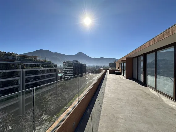 Penthouse: Nueva Costanera / Plaza Turquía