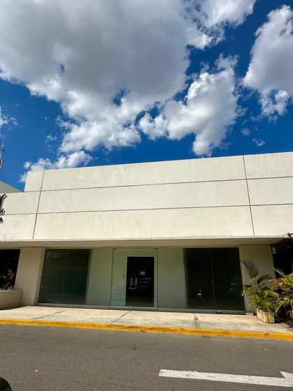 Local Comercial De 120 M2 En Zona Altabrisa