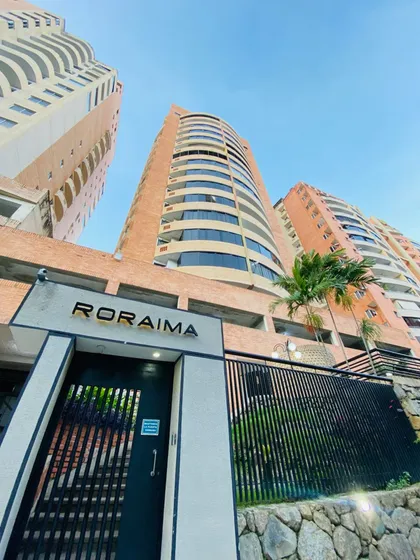 Apartamento En Alquiler En Res Roraima El Parral Valencia Jm