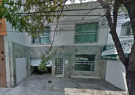 Casa De Dos Niveles En La Del Valle Centro Oportunidad De Inversión Jj