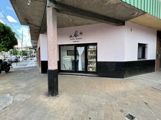 Local De 26 M2 En Venta En Lomas Del Mirador Con Renta
