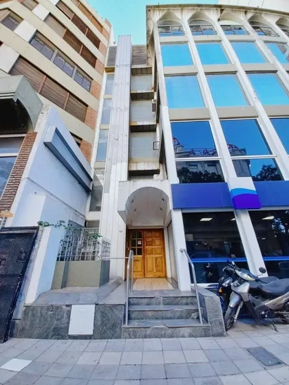 Muy Buen Piso De Oficinas En Venta Moreno 11